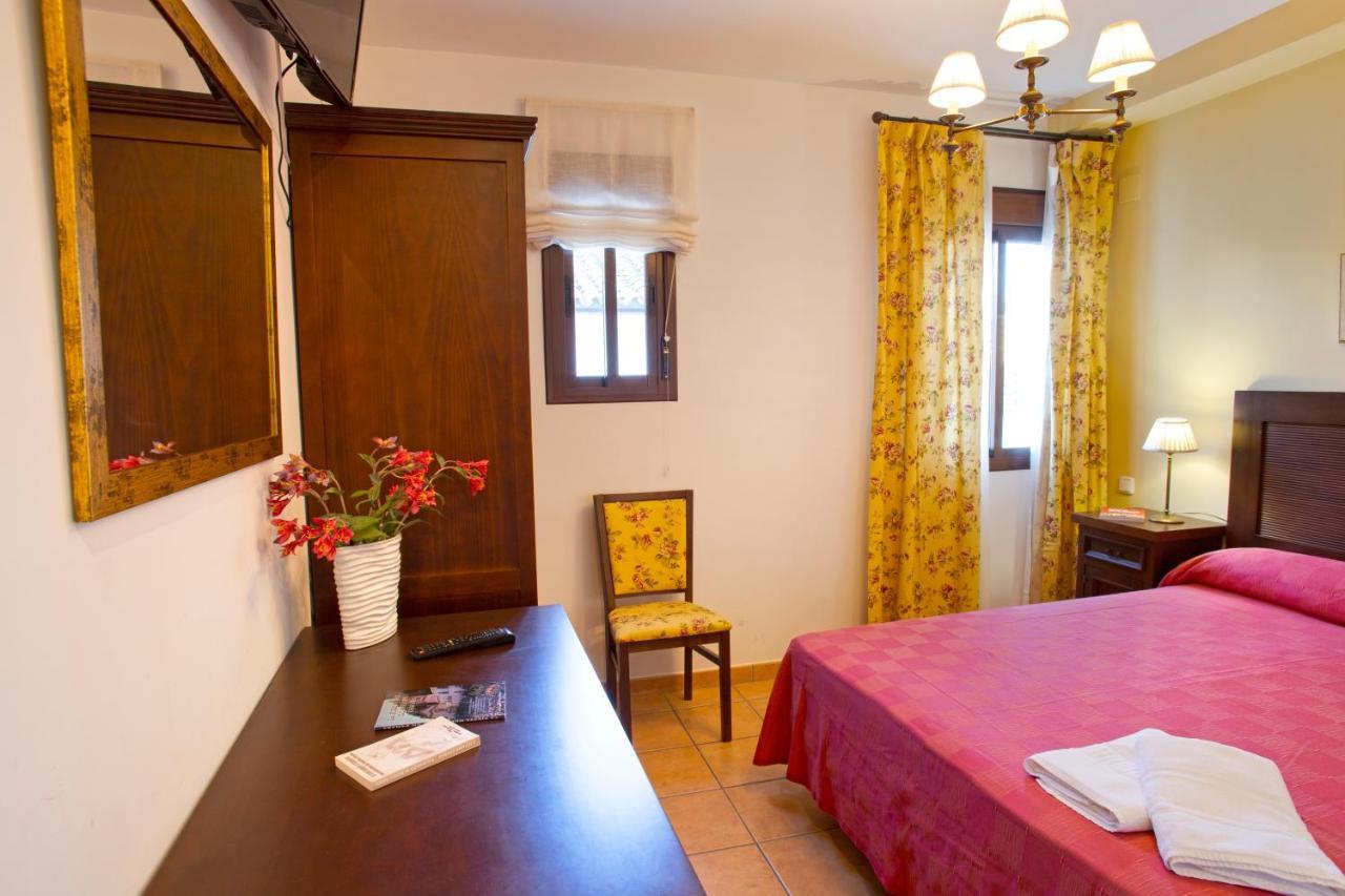 Hostal Rural Zahara زاهارا دي لا سييرا المظهر الخارجي الصورة