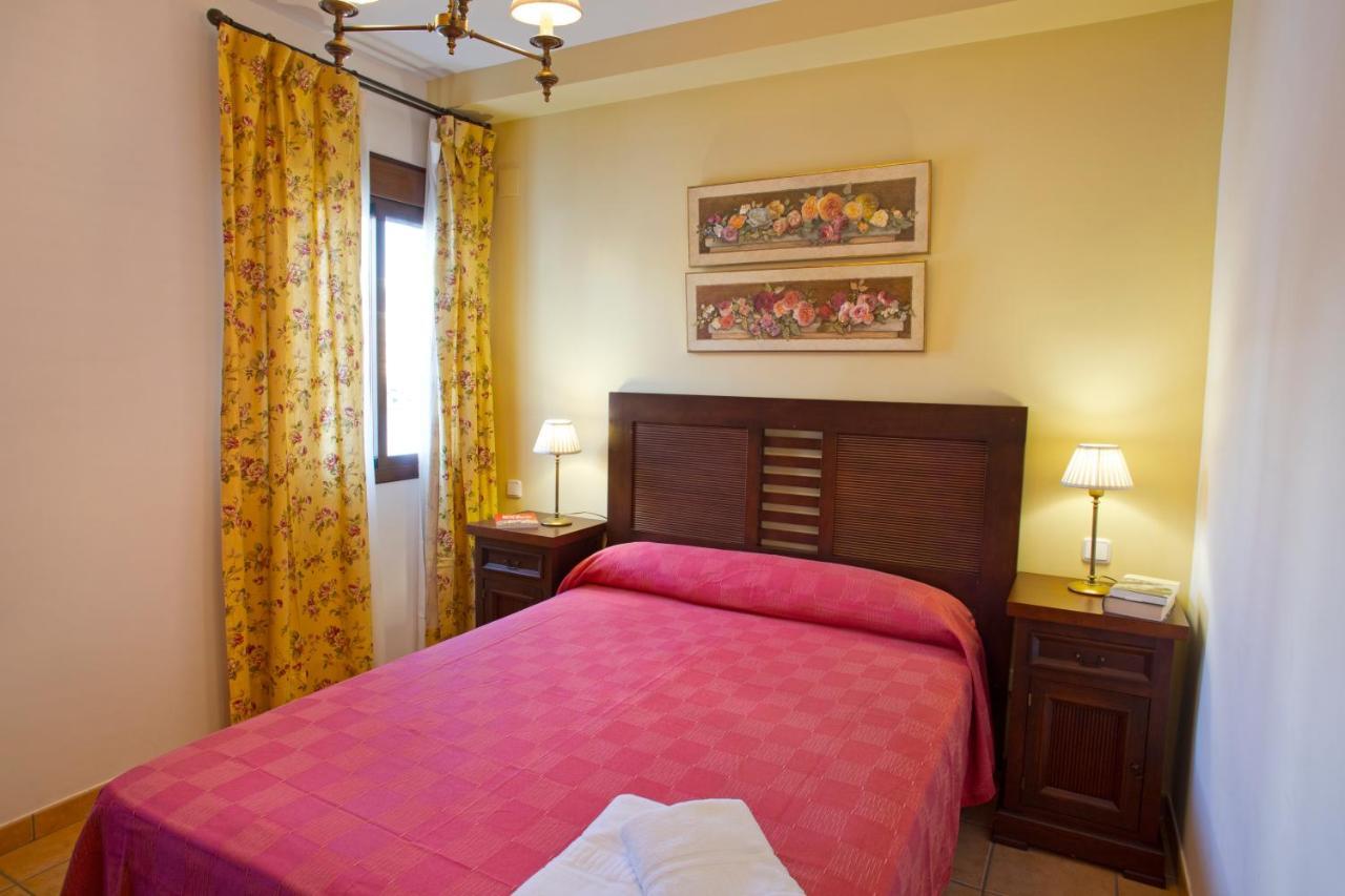 Hostal Rural Zahara زاهارا دي لا سييرا المظهر الخارجي الصورة