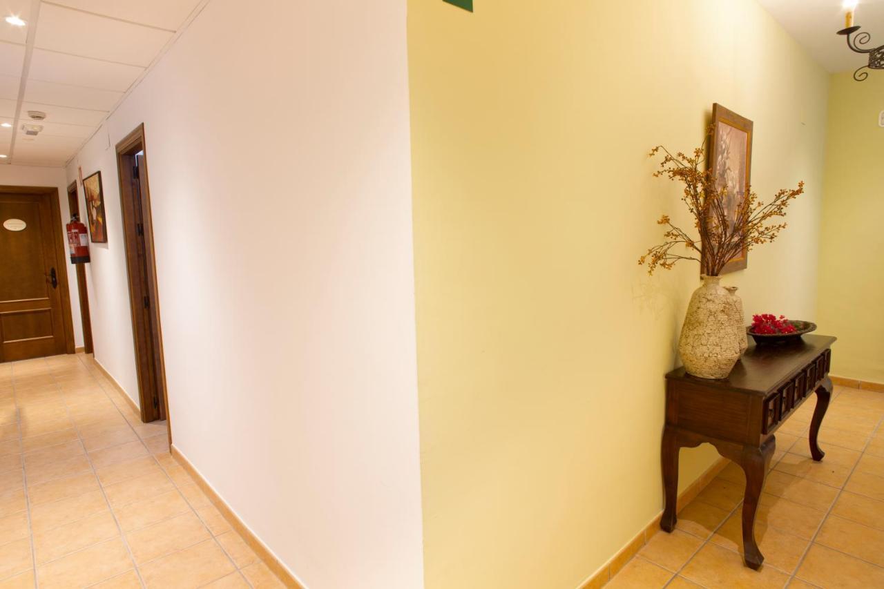Hostal Rural Zahara زاهارا دي لا سييرا المظهر الخارجي الصورة