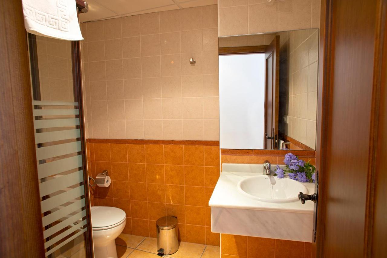 Hostal Rural Zahara زاهارا دي لا سييرا المظهر الخارجي الصورة